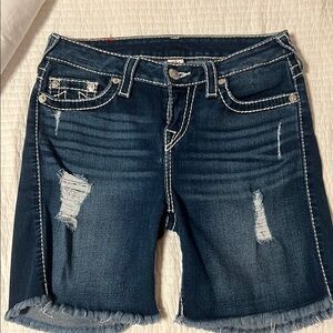 True Religion Blue Jean Shorts with Distressed Hem/ size 28